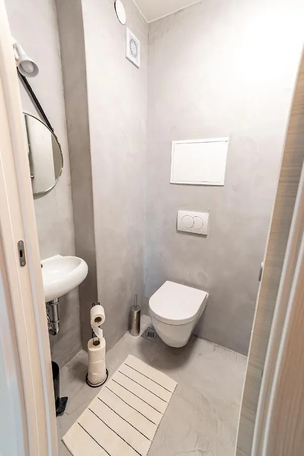 Apartment Veruda Pula 0*,